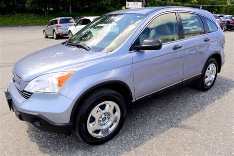 The <b>CR-V</b> is no Mercedes when it comes to a quiet cabin and quality of interior materials but it more than makes up for those shortages with reliability and fun-to-drive quotient. . 2008 honda crv for sale